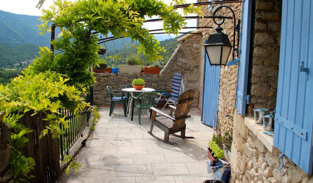 Chambres D'Hotes De L'Abbaye Montbrun-les-Bains Kültér fotó