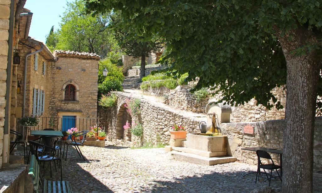 Chambres D'Hotes De L'Abbaye Montbrun-les-Bains Kültér fotó