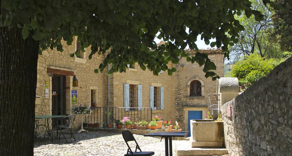 Chambres D'Hotes De L'Abbaye Montbrun-les-Bains Kültér fotó